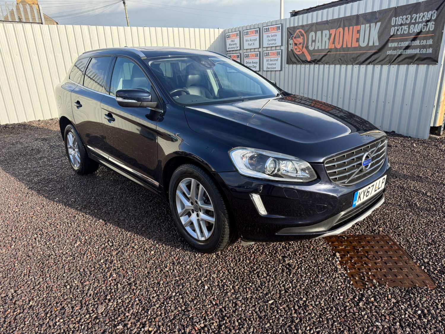 Used Volvo XC60 2017 for sale - 76688835: Photo 1