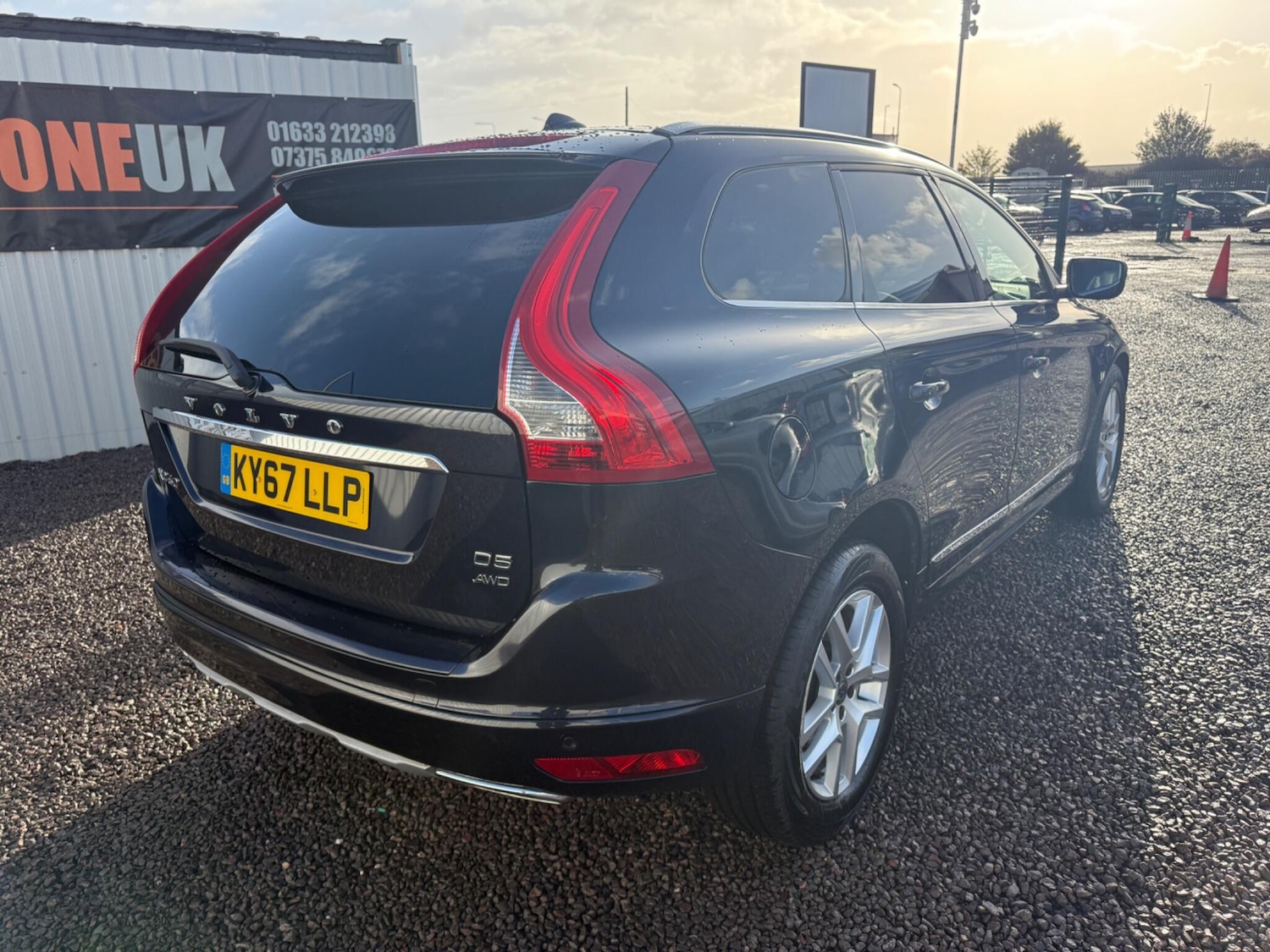 Used Volvo XC60 2017 for sale - 76688835: Photo 9