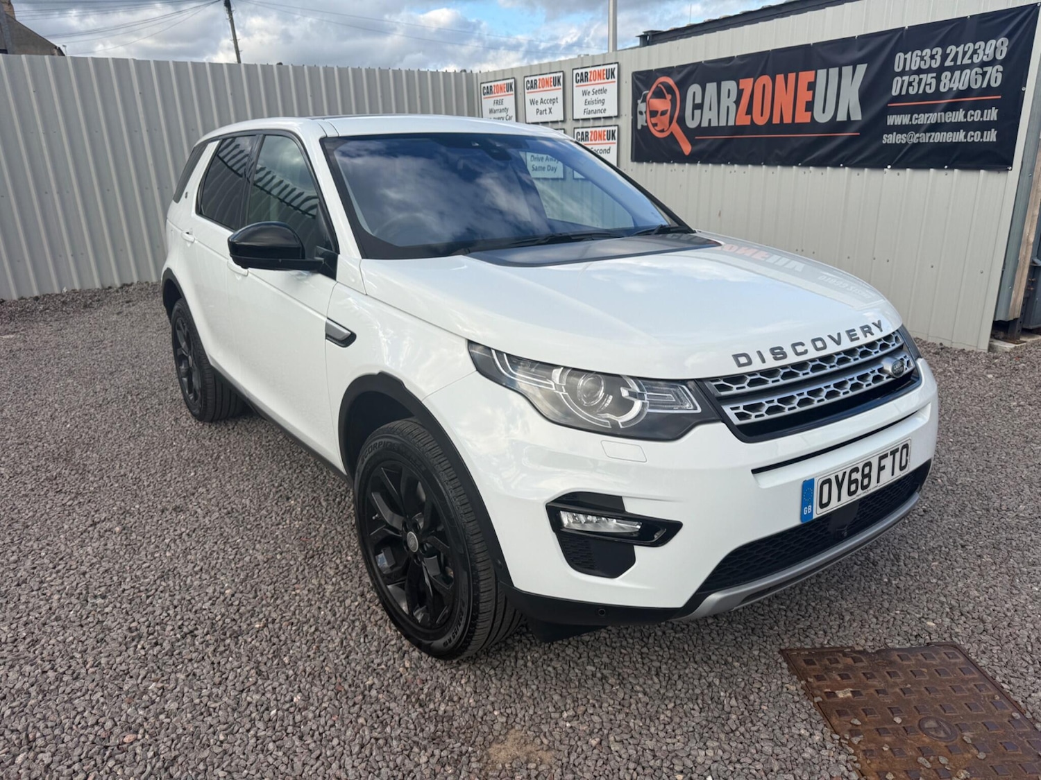 Used Land Rover Discovery Sport 2018 for sale - 76689480: Photo 1