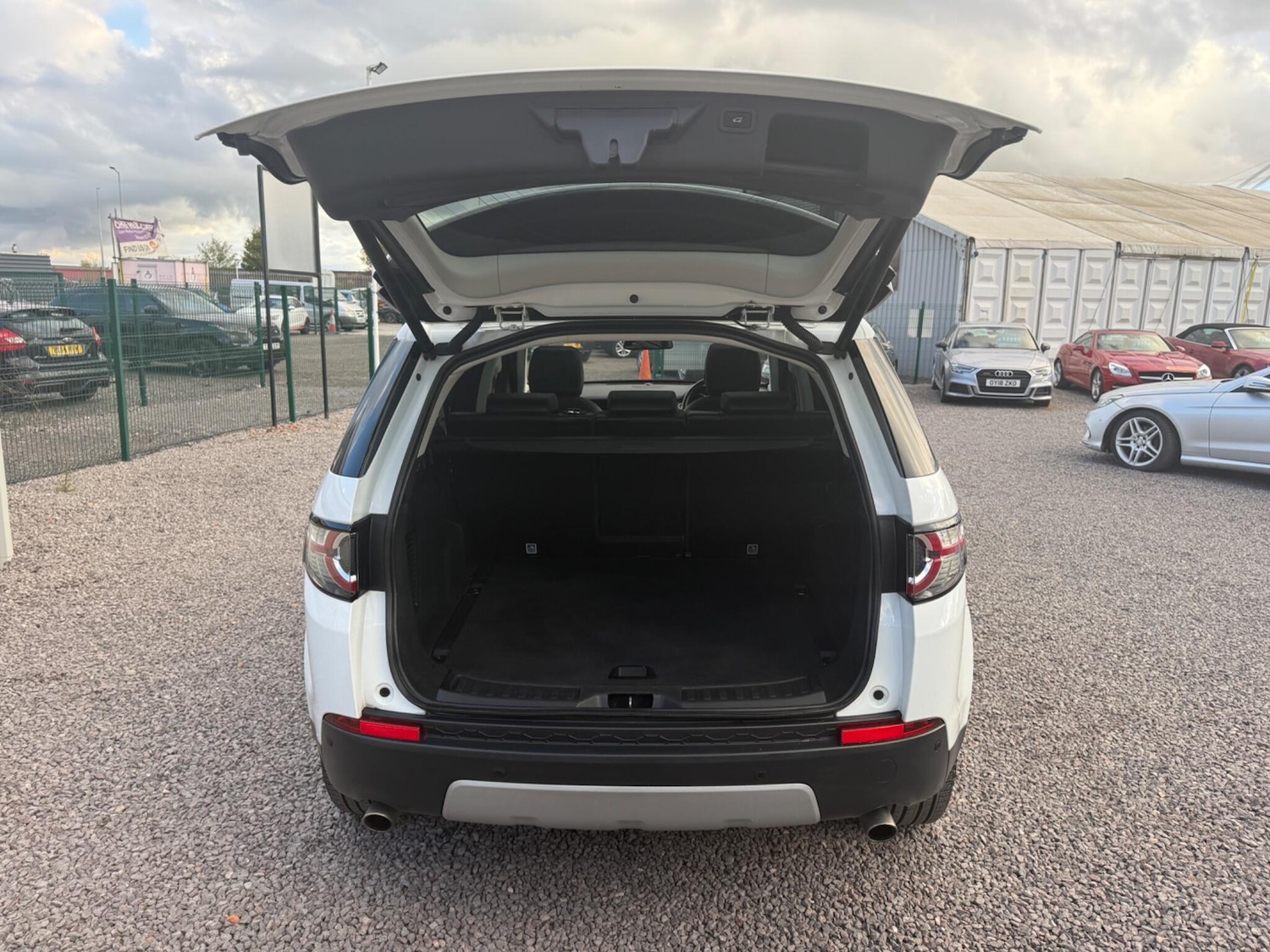 Used Land Rover Discovery Sport 2018 for sale - 76689480: Photo 25