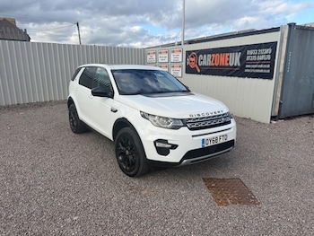Used Land Rover Discovery Sport 2018 for sale - 76689480: Photo