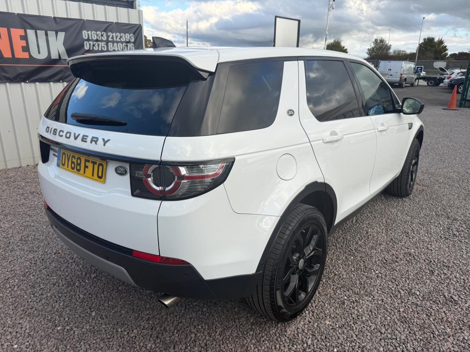 Used Land Rover Discovery Sport 2018 for sale - 76689480: Photo 9