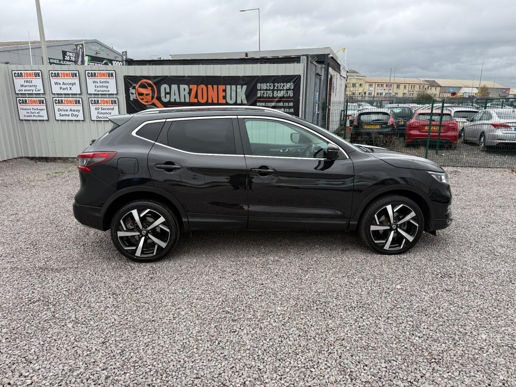 Used Nissan Qashqai 2018 for sale - 77153082: Photo 8