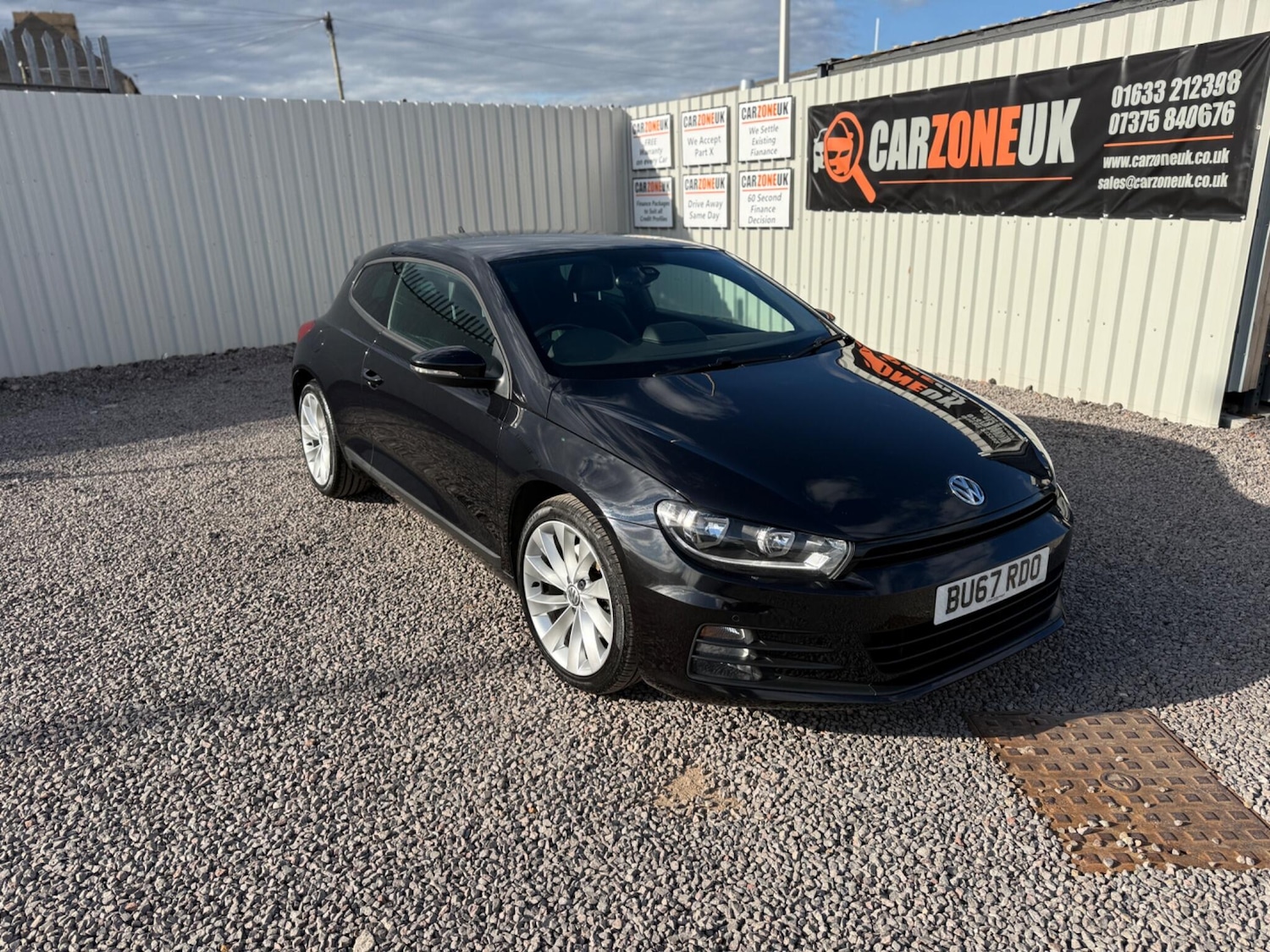 Used Volkswagen Scirocco 2017 for sale - 76688903: Photo 1