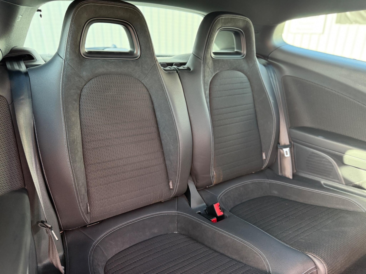 Used Volkswagen Scirocco 2017 for sale - 76688903: Photo 13