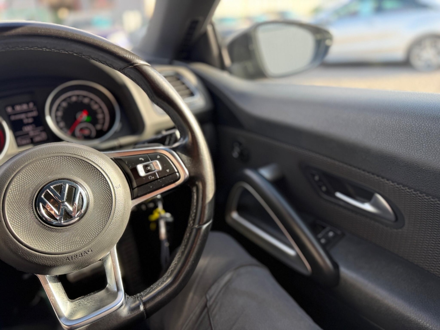 Used Volkswagen Scirocco 2017 for sale - 76688903: Photo 23