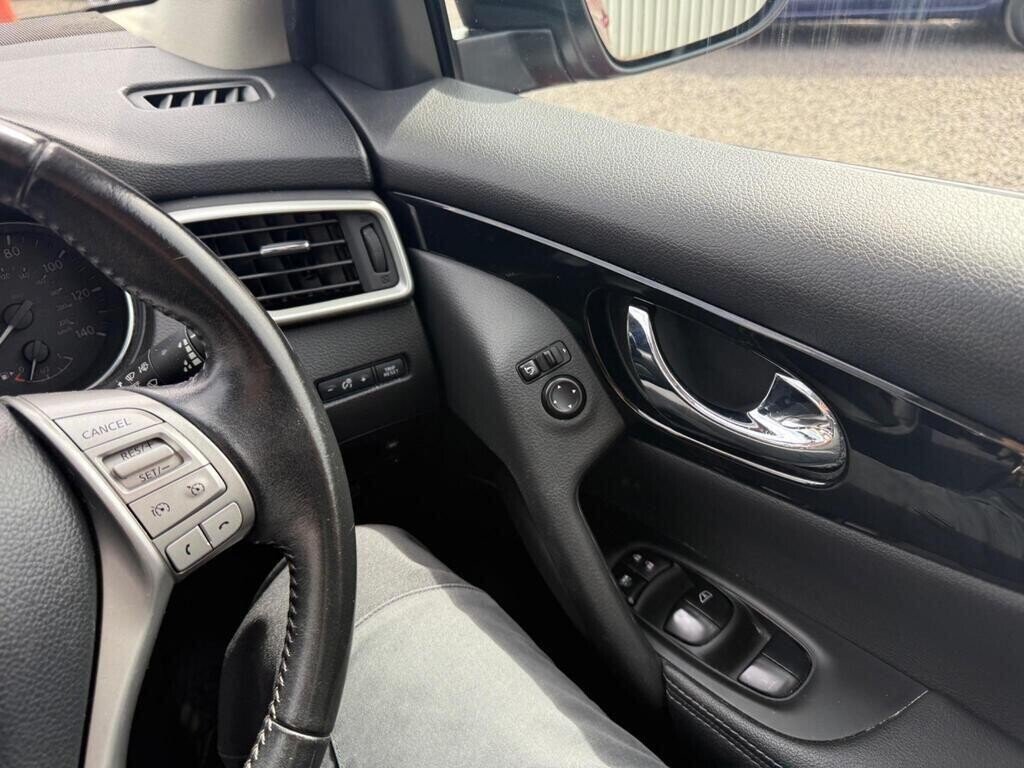 Used Nissan Qashqai 2017 for sale - 77112897: Photo 15