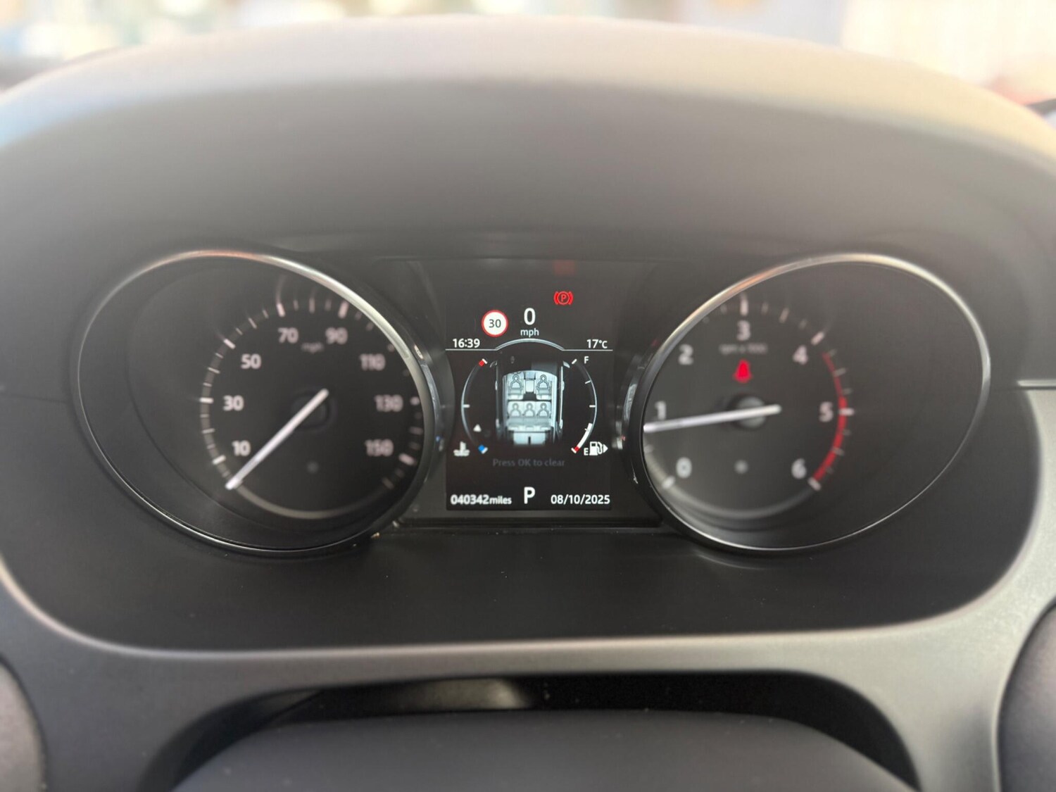 Used Land Rover Discovery Sport 2018 for sale - 77812887: Photo 24