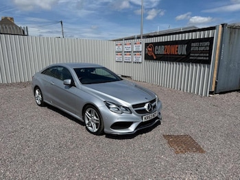 Used Mercedes-Benz E Class 2014 for sale - 76690070: Photo