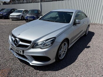 Used Mercedes-Benz E Class 2014 for sale - 76690070: Photo