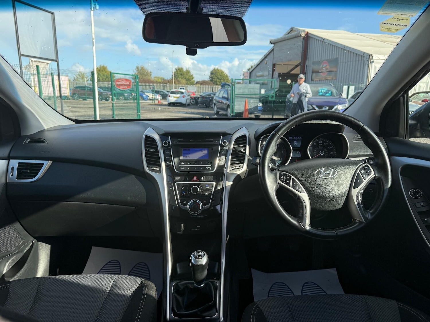 Used Hyundai i30 2015 for sale - 76688673: Photo 11