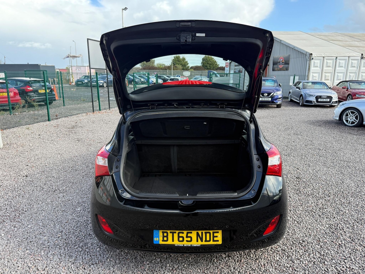 Used Hyundai i30 2015 for sale - 76688673: Photo 23