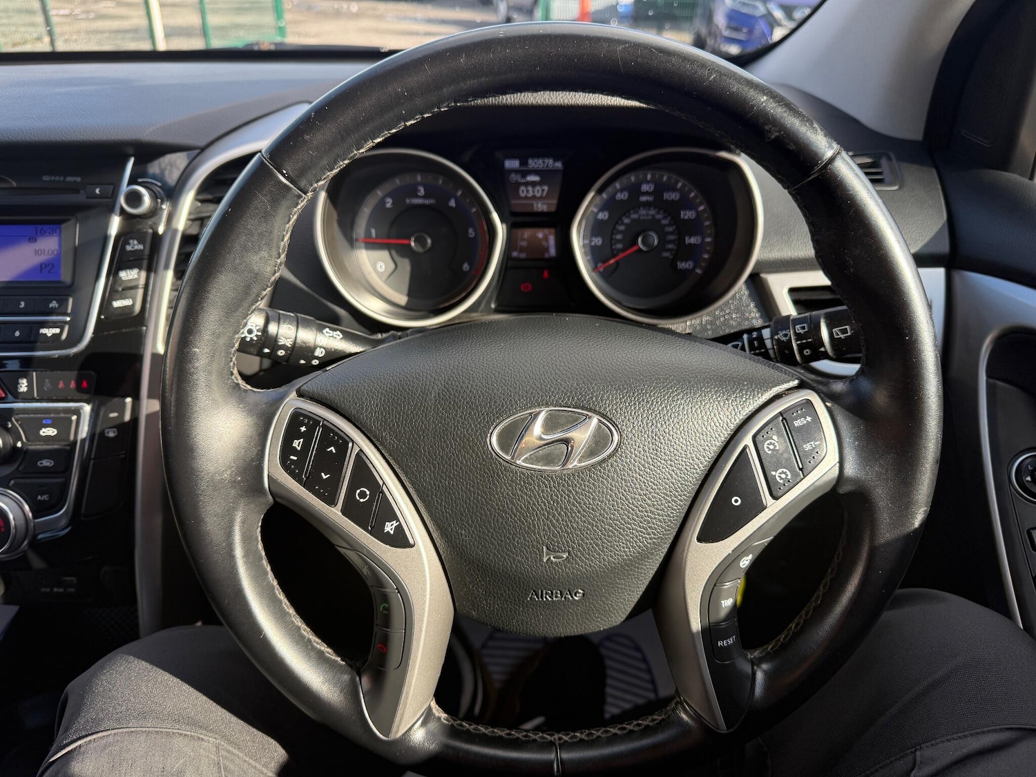 Used Hyundai i30 2015 for sale - 76688673: Photo 24