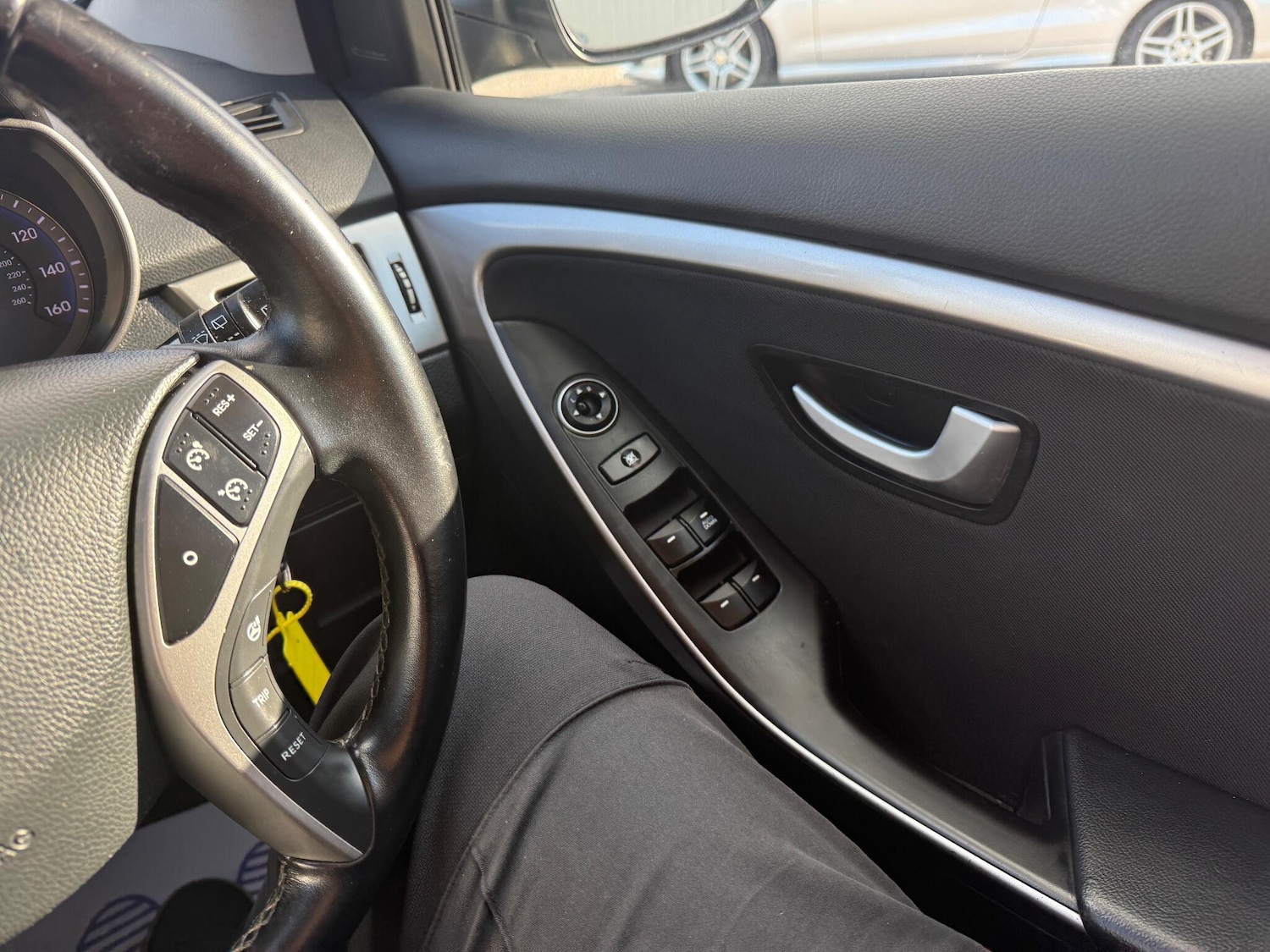 Used Hyundai i30 2015 for sale - 76688673: Photo 27