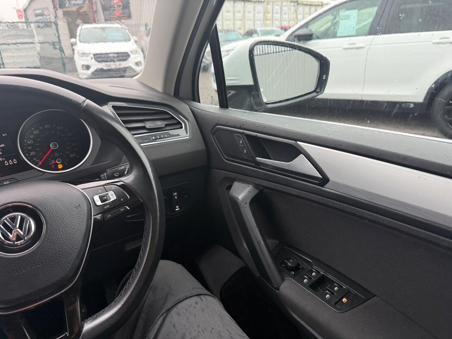 Used Volkswagen Tiguan 2019 for sale - 77812880: Photo 11