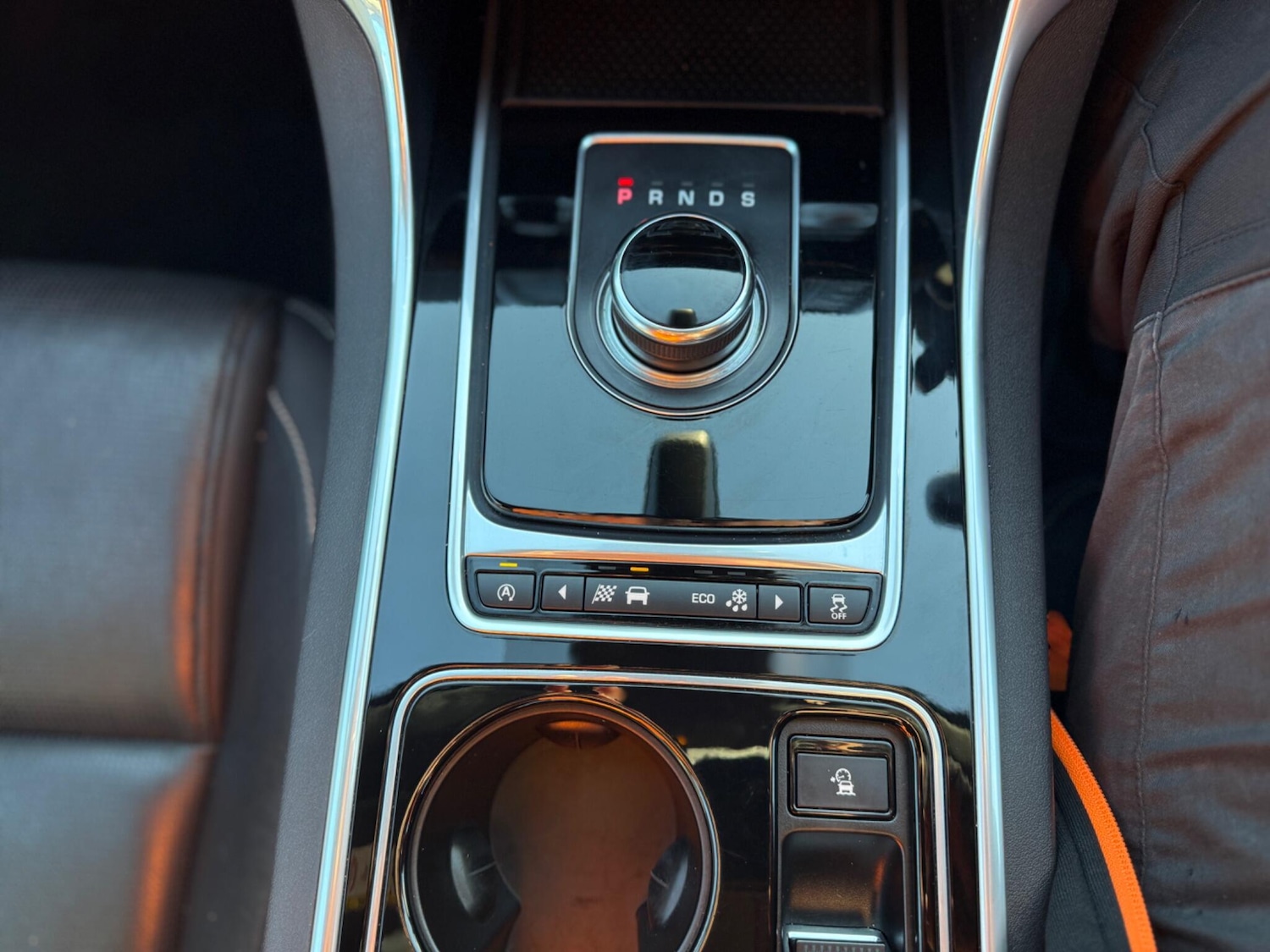 Used Jaguar XE 2018 for sale - 76995594: Photo 21