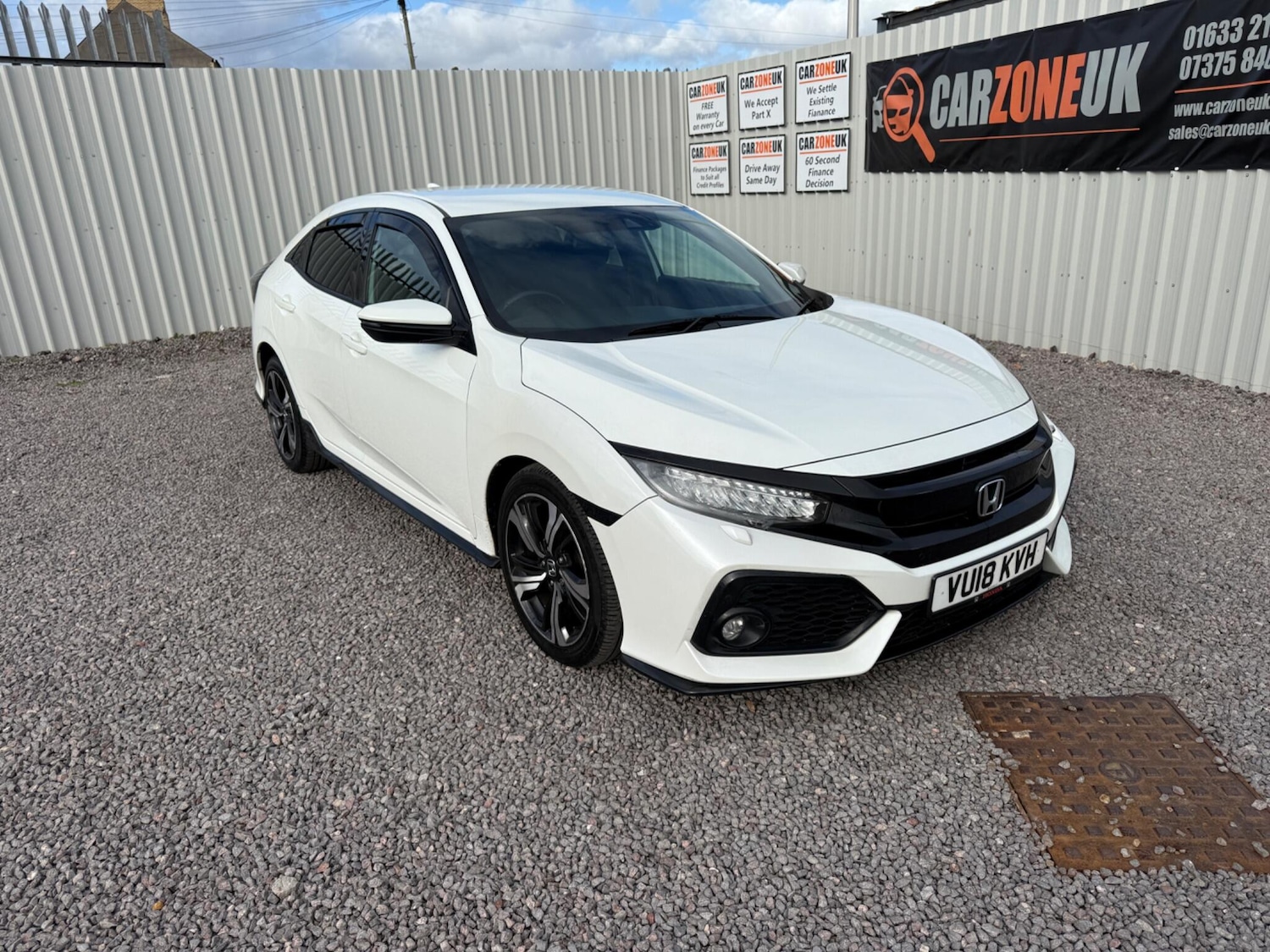 Used Honda Civic 2018 for sale - 76688975: Photo 1