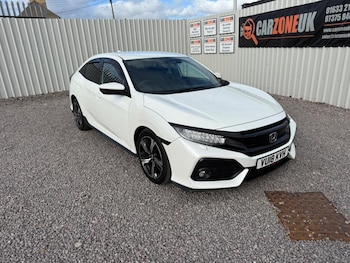 Used Honda Civic 2018 for sale - 76688975: Photo