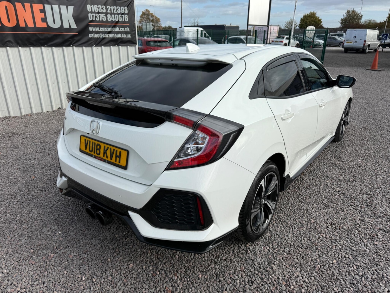 Used Honda Civic 2018 for sale - 76688975: Photo 9