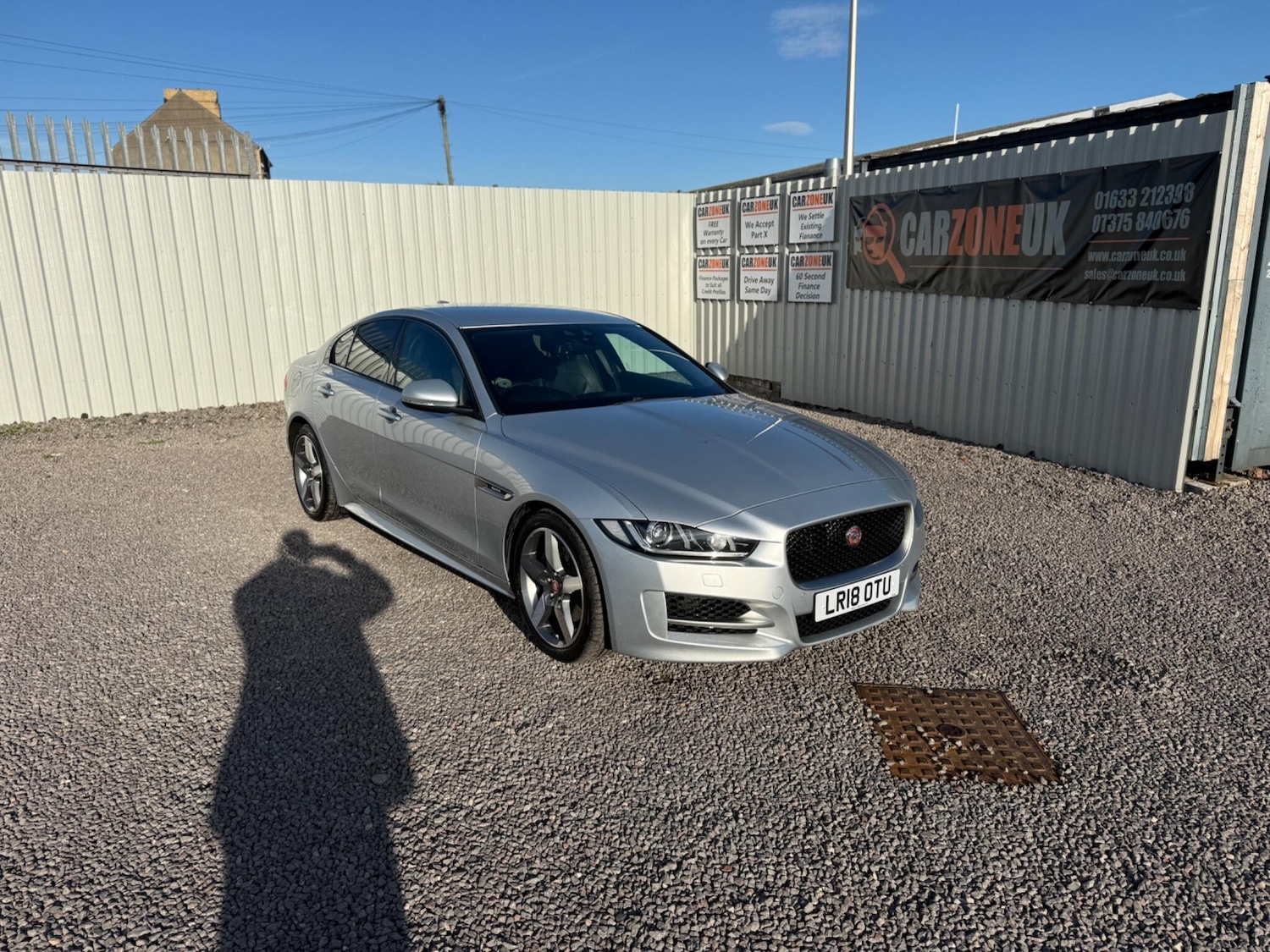 Used Jaguar XE for sale - 76689965: Photo 2