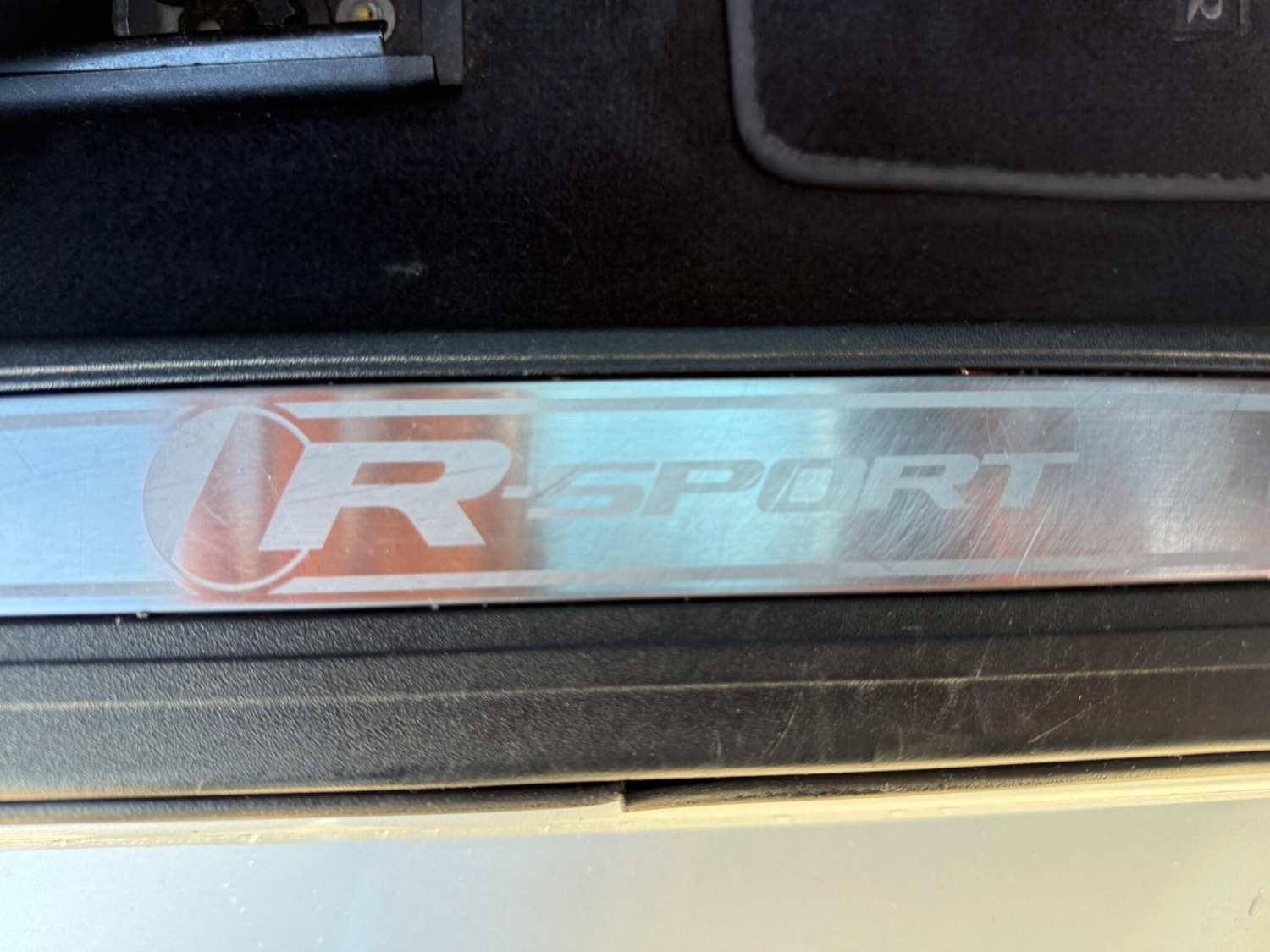 Used Jaguar XE for sale - 76689965: Photo 23