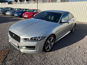 Used Jaguar XE 2018 for sale - 76689965: Photo
