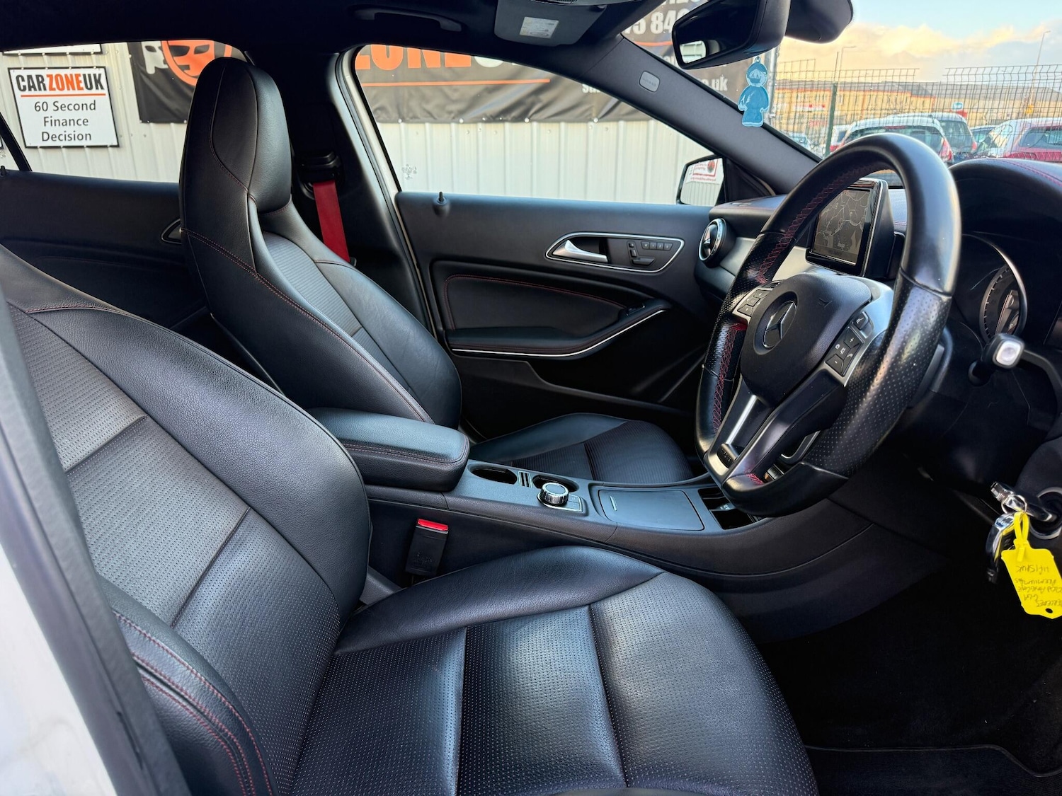 Used Mercedes-Benz GLA 2015 for sale - 76753067: Photo 11