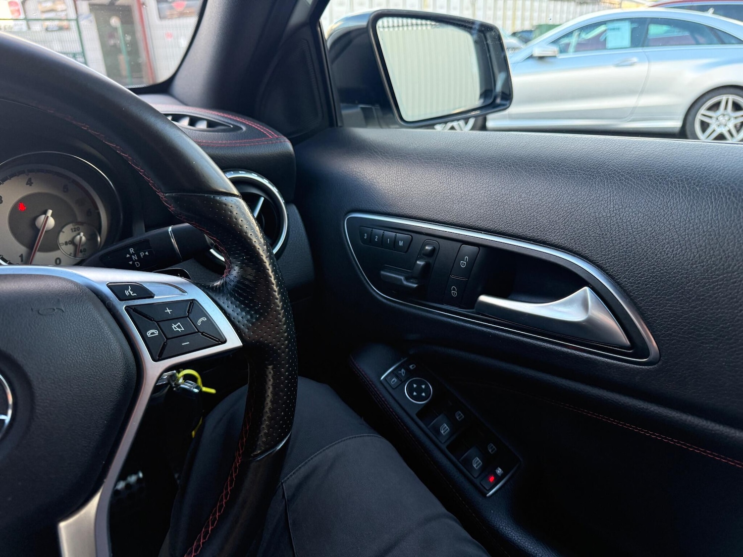 Used Mercedes-Benz GLA 2015 for sale - 76753067: Photo 14