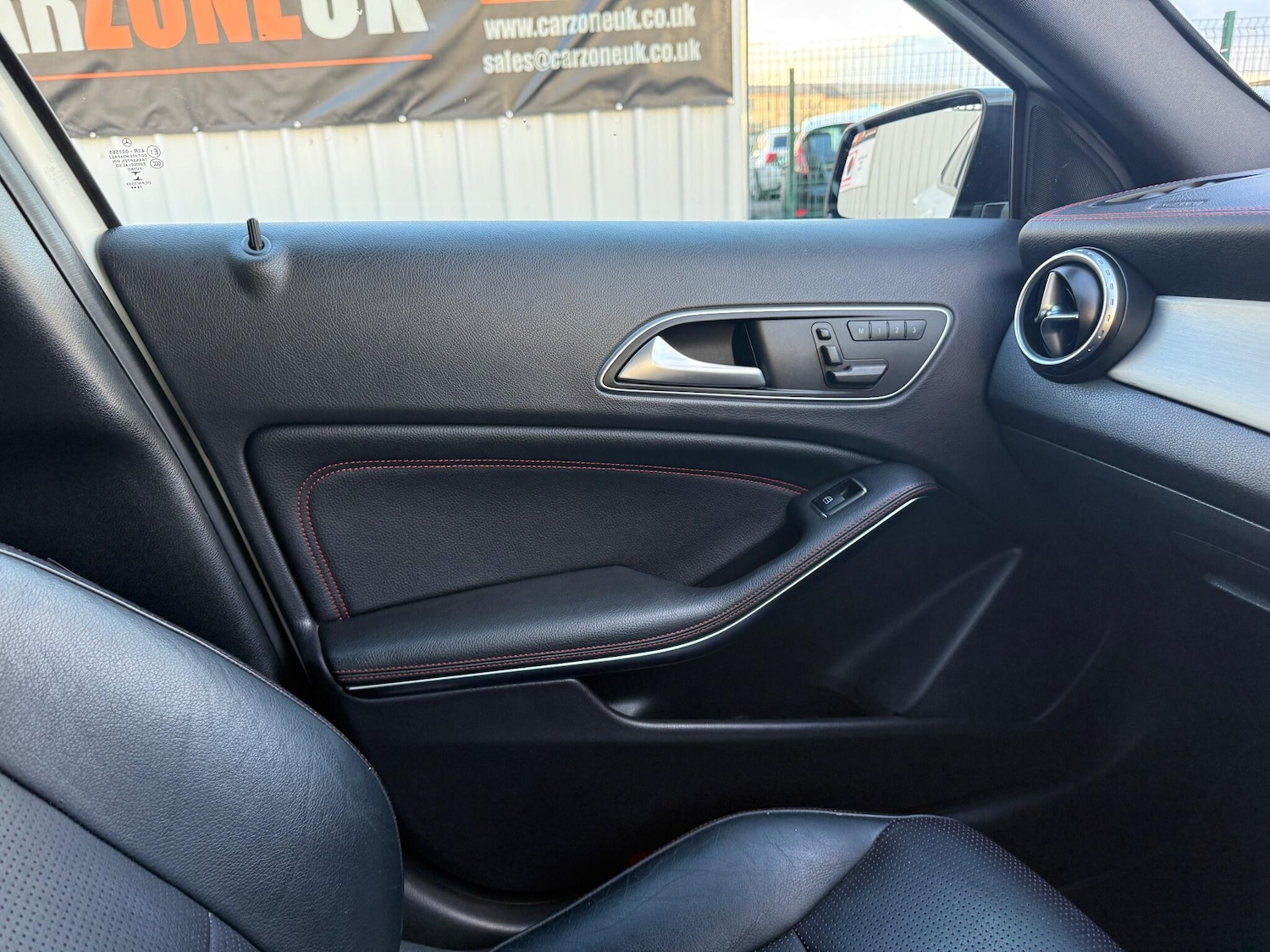 Used Mercedes-Benz GLA 2015 for sale - 76753067: Photo 15