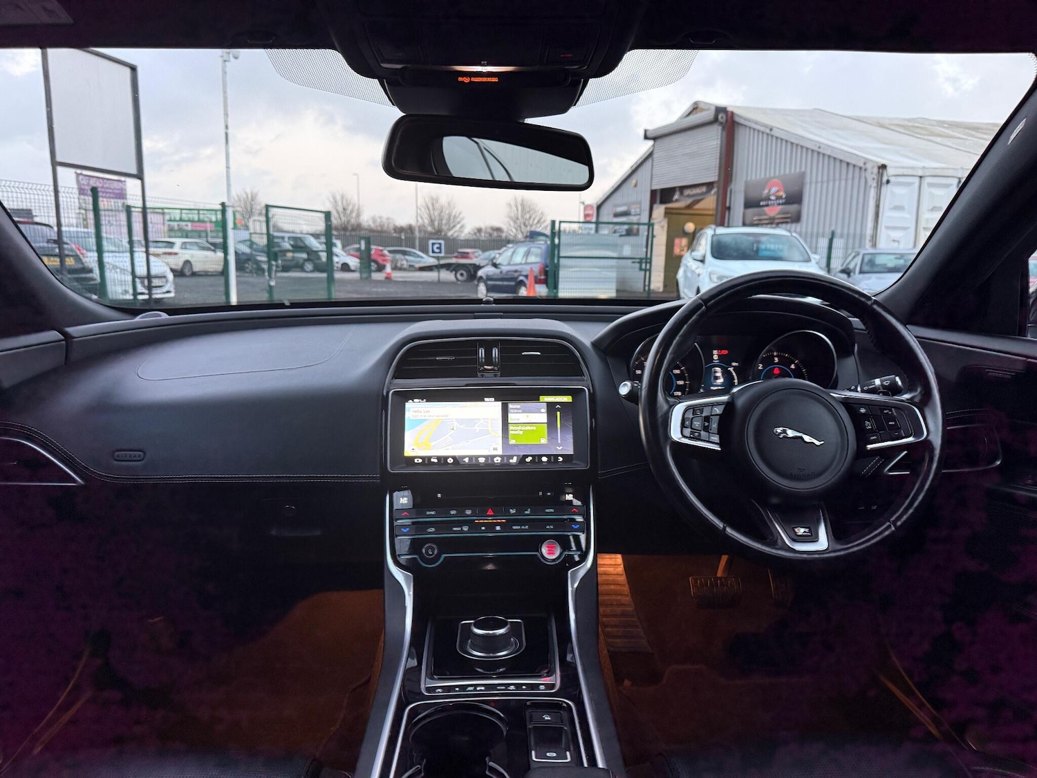 Used Jaguar XE 2017 for sale - 76866578: Photo 10