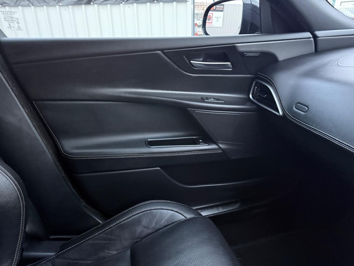 Used Jaguar XE 2017 for sale - 76866578: Photo 14