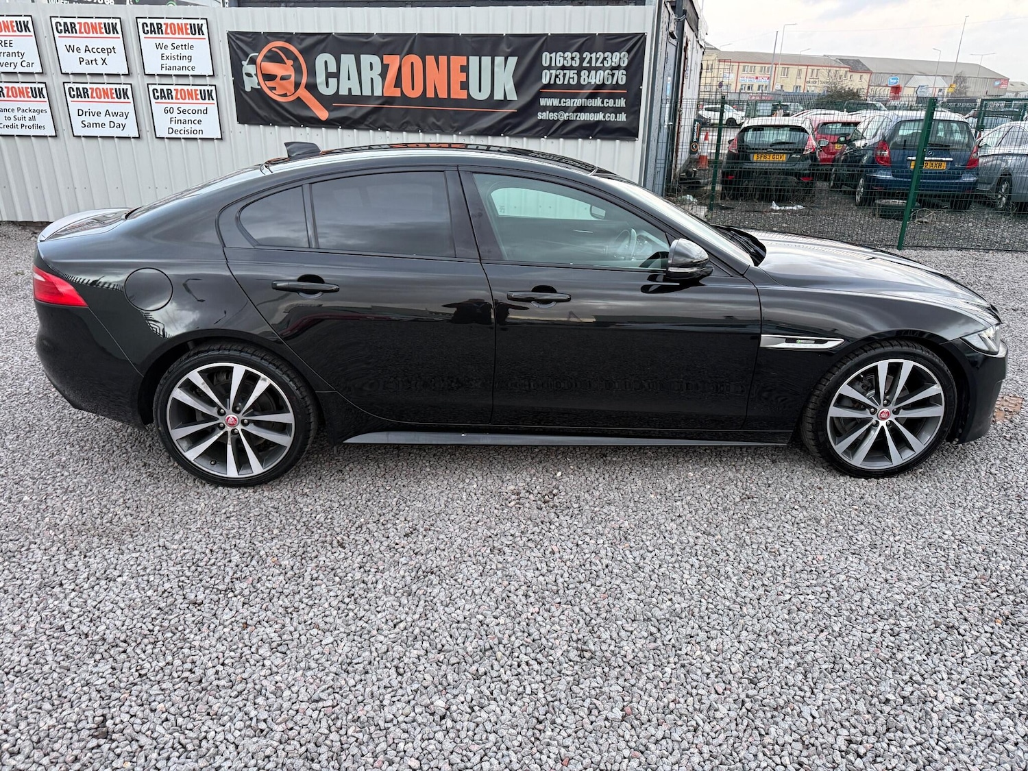 Used Jaguar XE 2017 for sale - 76866578: Photo 8