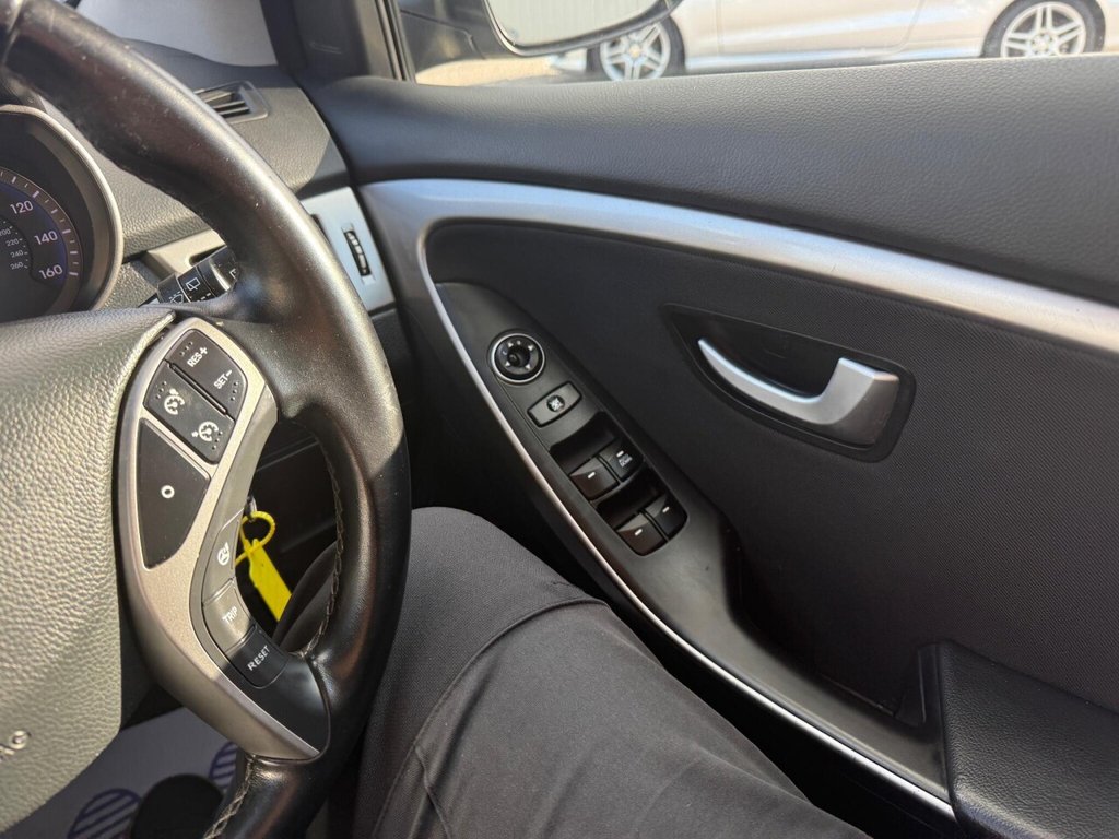 Used Hyundai i30 2015 for sale - 77112891: Photo 27