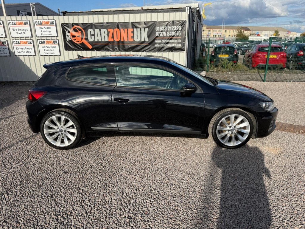 Used Volkswagen Scirocco 2017 for sale - 77112908: Photo 8