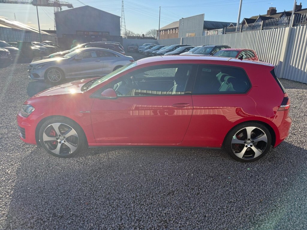 Used Volkswagen Golf 2016 for sale - 77112901: Photo 4