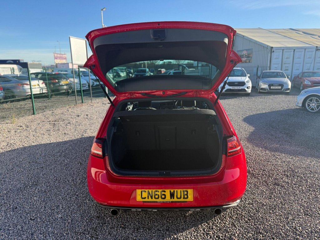 Used Volkswagen Golf 2016 for sale - 77112901: Photo 5