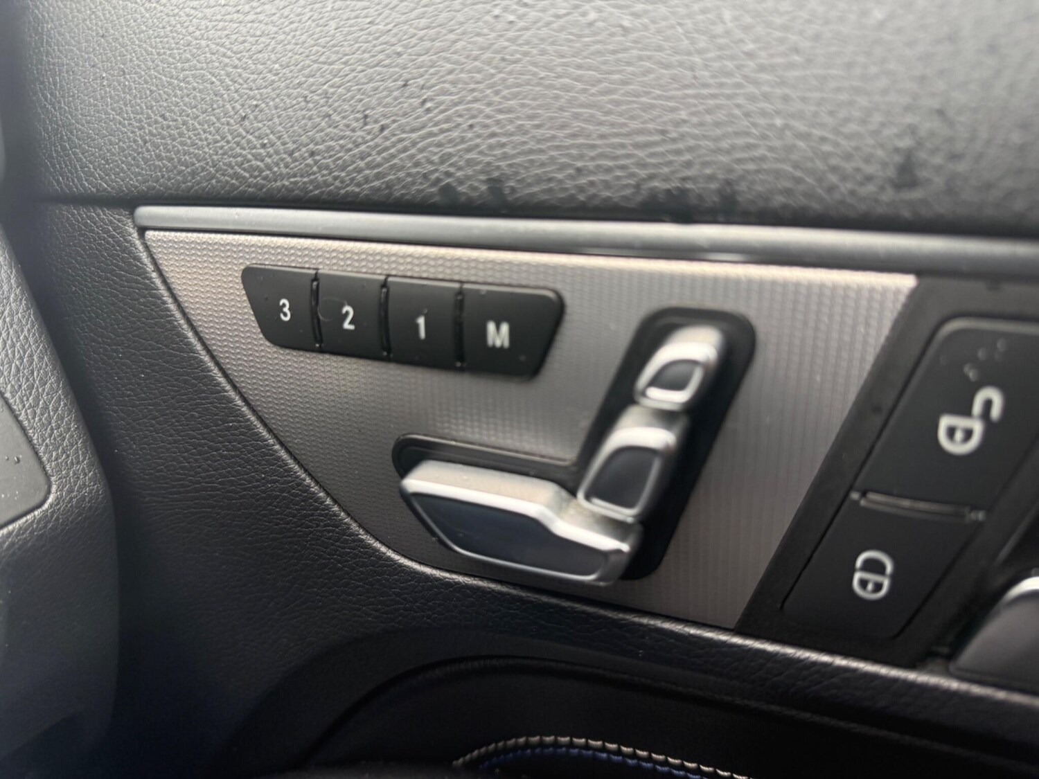 Used Mercedes-Benz E Class 2016 for sale - 77812891: Photo 13