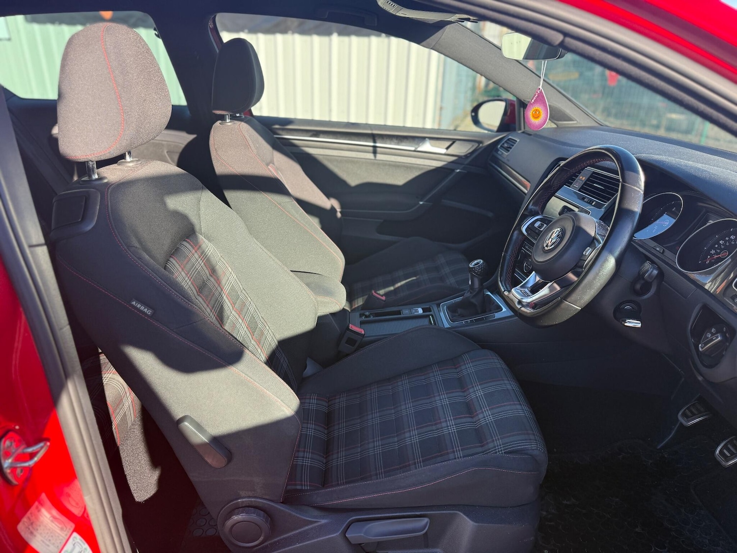 Used Volkswagen Golf 2016 for sale - 76926040: Photo 13