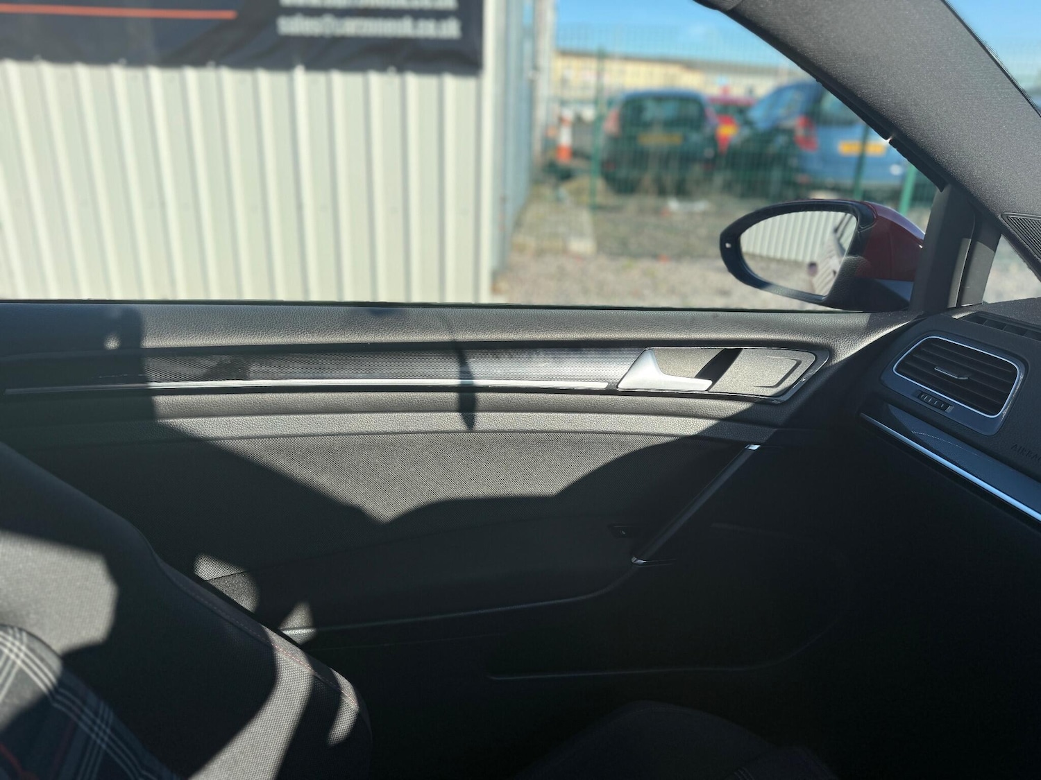 Used Volkswagen Golf 2016 for sale - 76926040: Photo 39