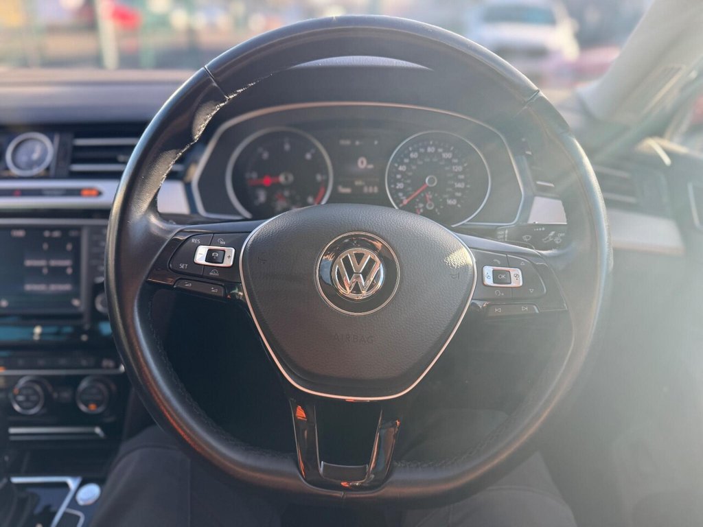 Used Volkswagen Passat 2016 for sale - 77200233: Photo 23