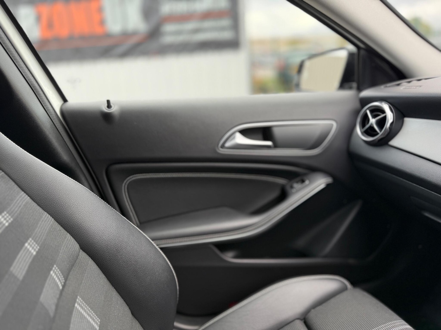 Used Mercedes-Benz GLA 2019 for sale - 76688567: Photo 15