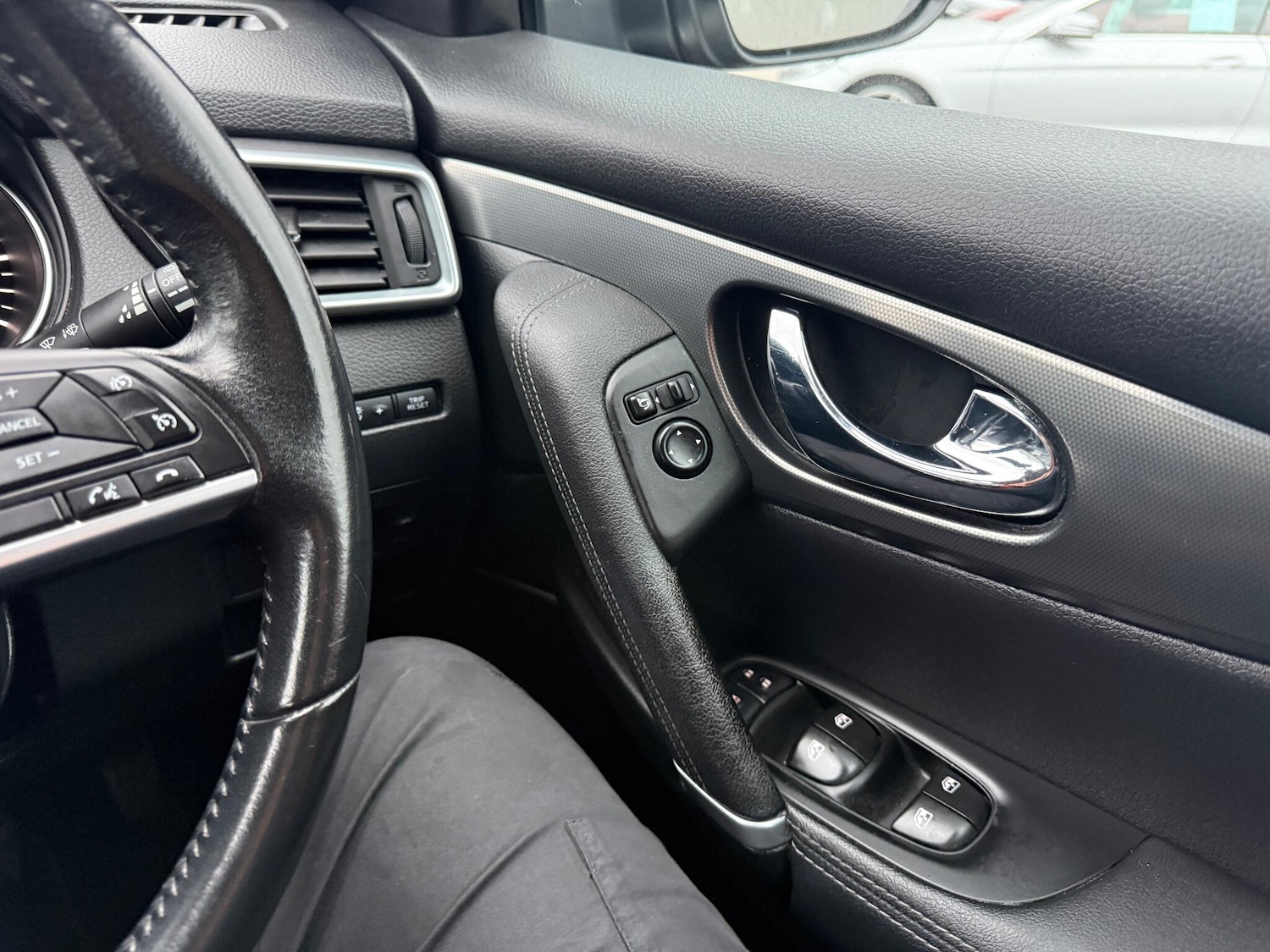 Used Nissan Qashqai 2018 for sale - 76689409: Photo 11