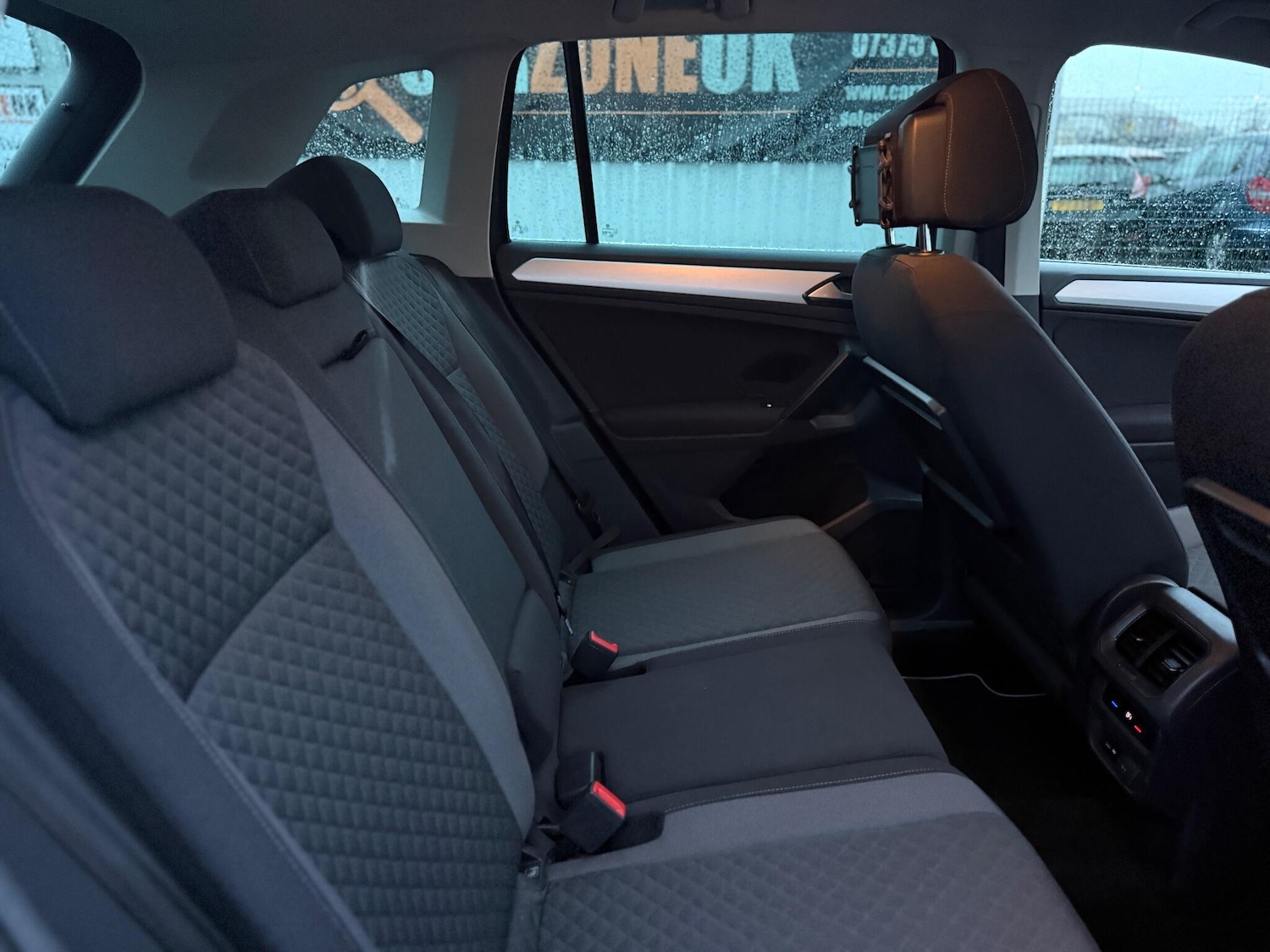 Used Volkswagen Tiguan 2018 for sale - 76976537: Photo 14