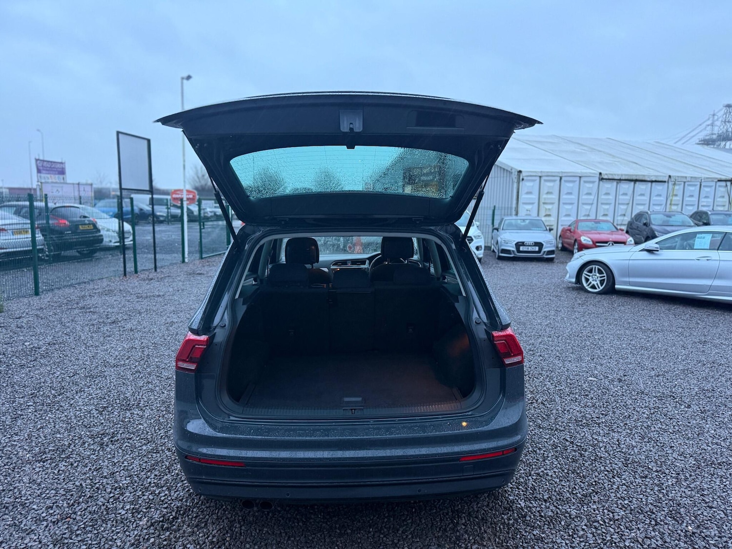 Used Volkswagen Tiguan 2018 for sale - 76976537: Photo 22