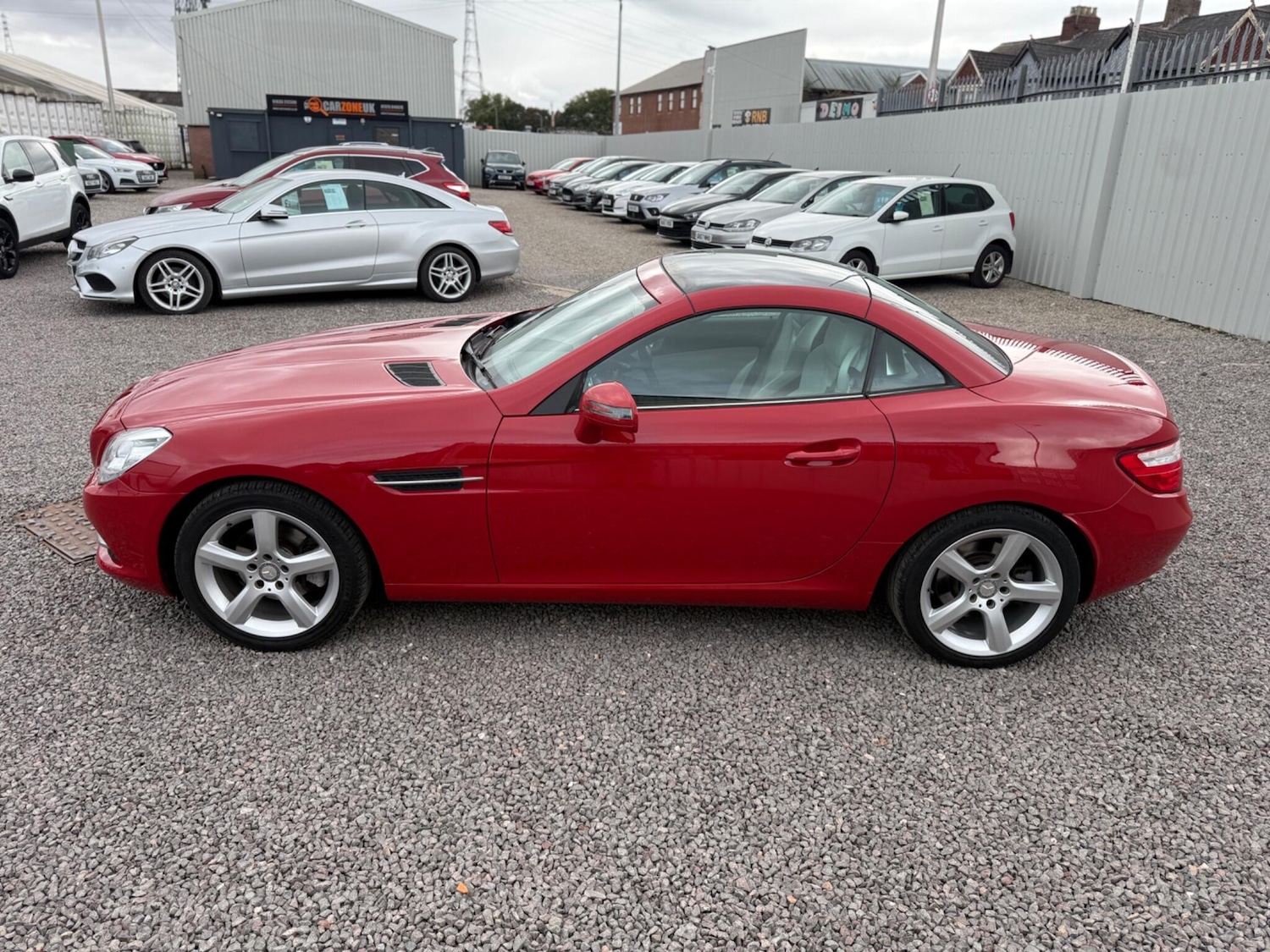 Used Mercedes-Benz SLK 2011 for sale - 76689008: Photo 10