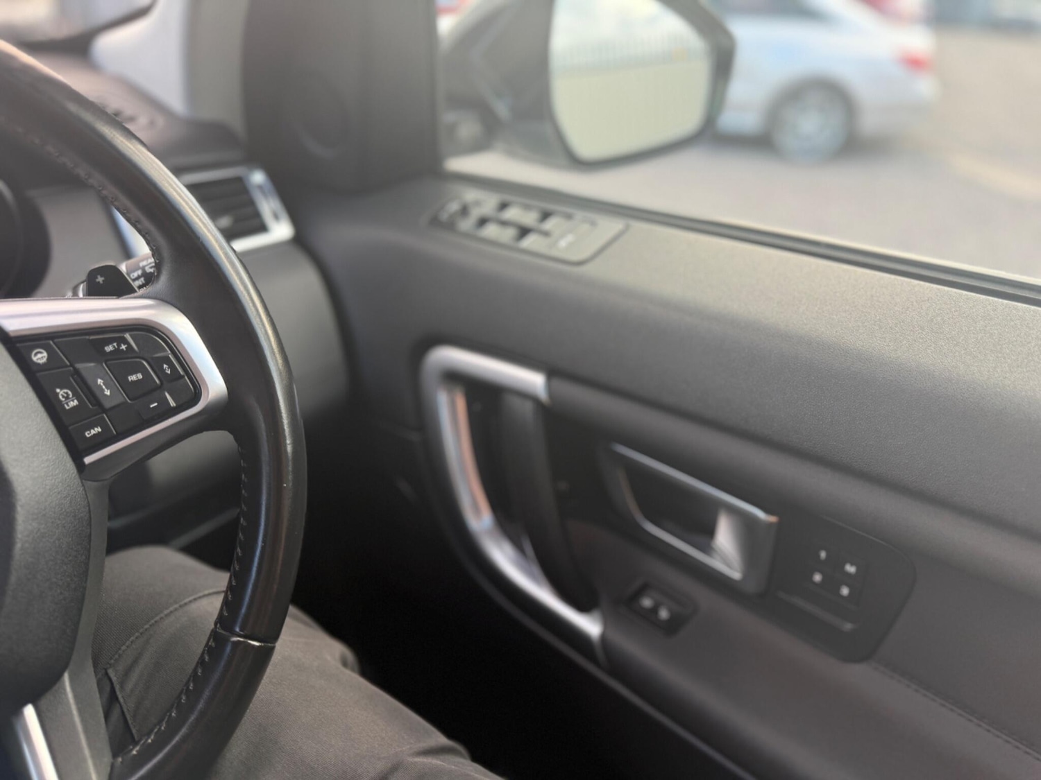 Used Land Rover Discovery Sport 2018 for sale - 77066334: Photo 16