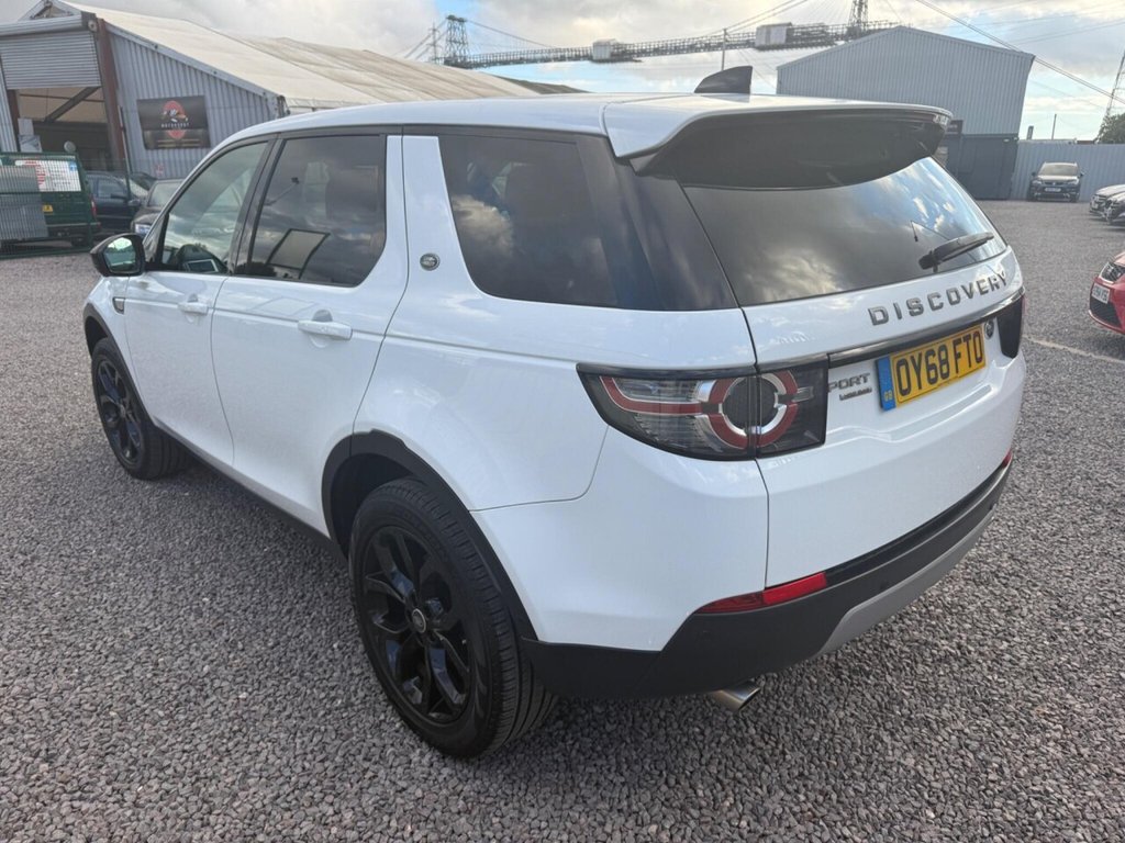 Used Land Rover Discovery Sport 2018 for sale - 77112890: Photo 5