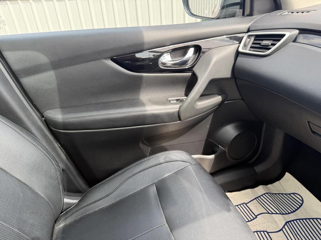 Used Nissan Qashqai 2017 for sale - 76689869: Photo 10