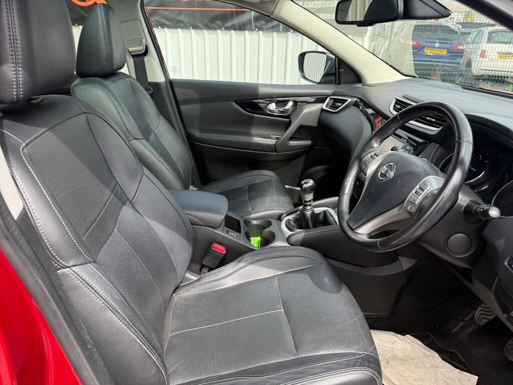 Used Nissan Qashqai 2017 for sale - 76689869: Photo 12