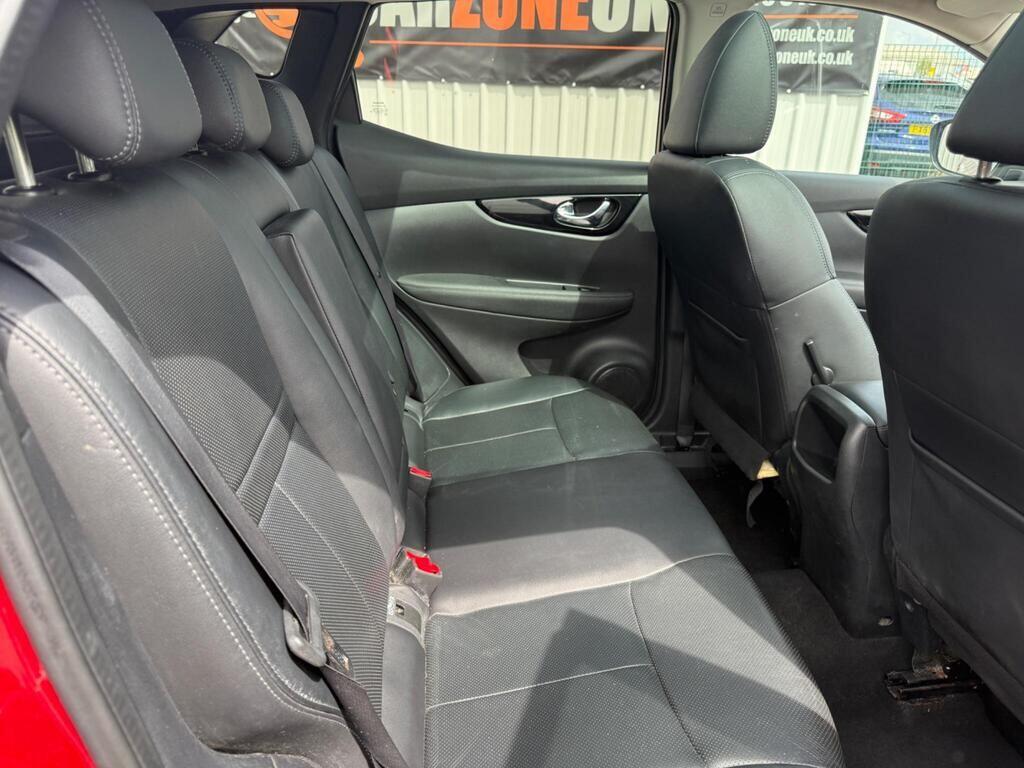 Used Nissan Qashqai 2017 for sale - 76689869: Photo 14